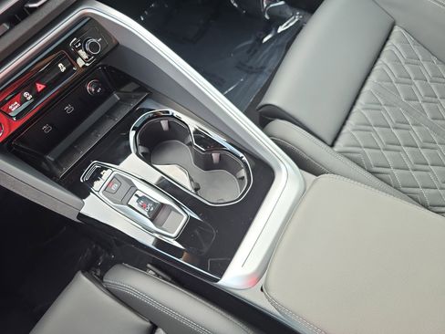 New 2026 Audi SQ5 Premium Plus image 23