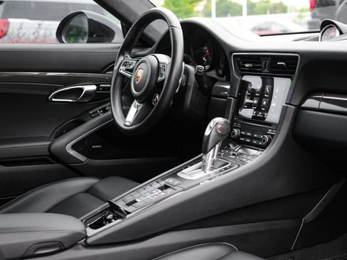 Used 2019 Porsche 911 Carrera GTS RWD image 31
