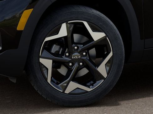 New 2026 Kia Seltos EX FWD image 9