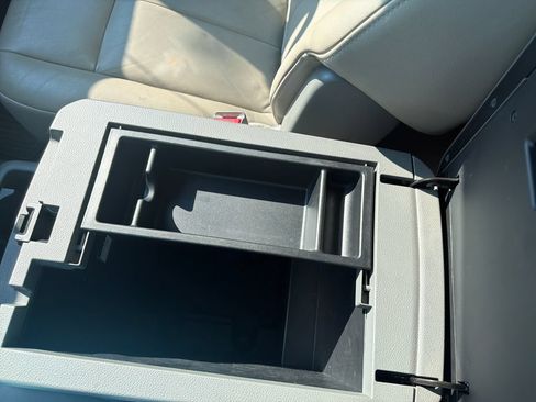 Used 2018 Nissan NV 3500 SL RWD image 49