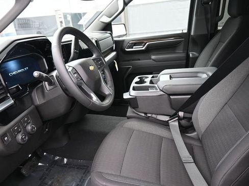 New 2026 Chevrolet Silverado 1500 LT image 8
