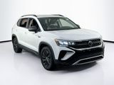Used 2022 Volkswagen Taos S image 3