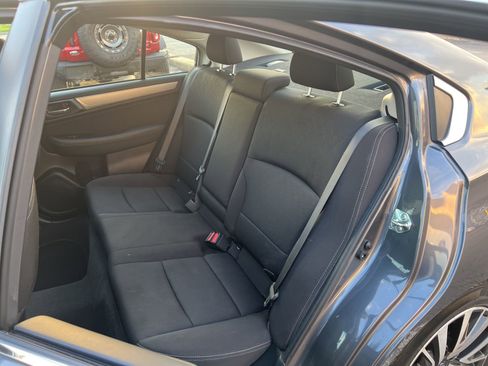 Used 2019 Subaru Legacy 2.5i Premium AWD/4WD image 31