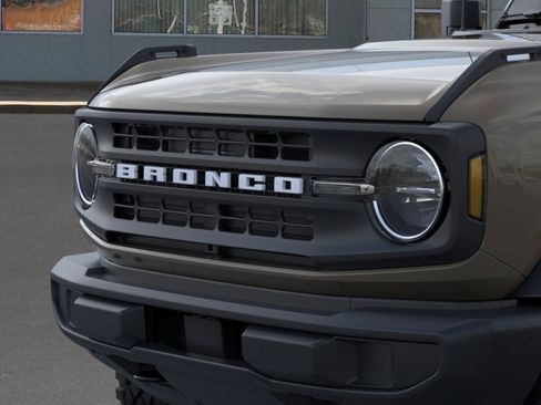 New 2025 Ford Bronco 4-Door w/ Sasquatch Package AWD/4WD image 19