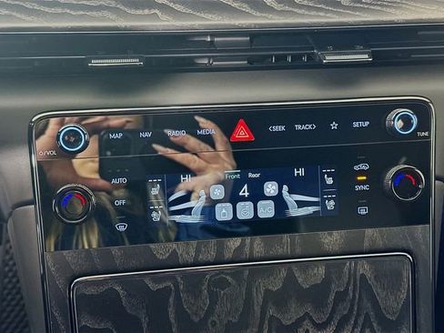 New 2026 Genesis GV80 3.5T Prestige image 14