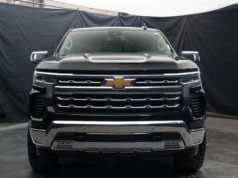 Used 2023 Chevrolet Silverado 1500 LTZ w/ LTZ Premium Package image 4