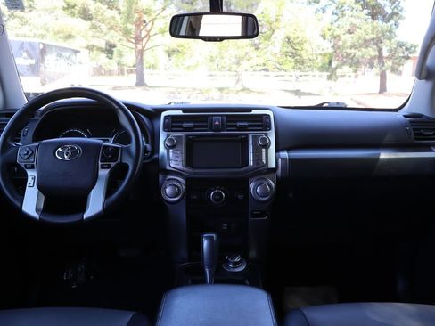 Used 2018 Toyota 4Runner SR5 Premium AWD/4WD image 16