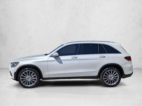 Used 2022 Mercedes-Benz GLC 300 image 9