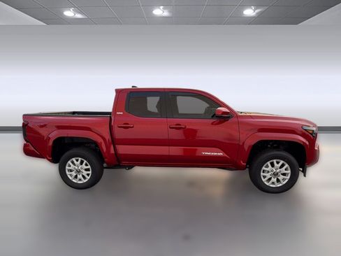 Used 2026 Toyota Tacoma SR5 RWD image 8