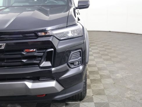 Used 2023 Chevrolet Colorado Z71 w/ Z71 Convenience Package 2 AWD/4WD image 13