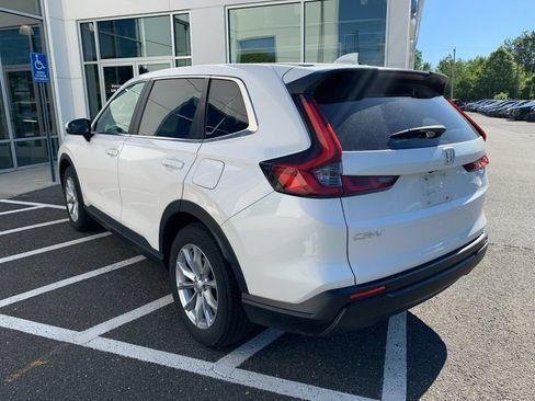 Certified 2024 Honda CR-V EX image 5