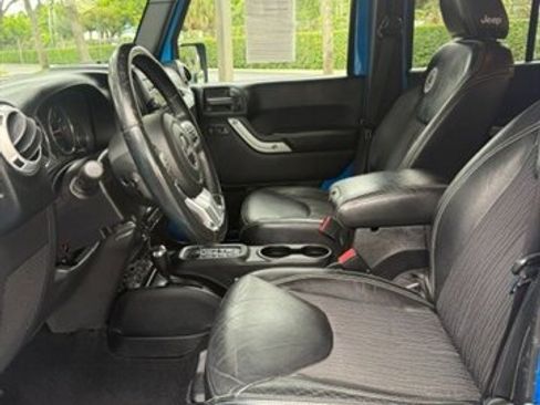 Used 2014 Jeep Wrangler Unlimited Sport AWD/4WD image 6