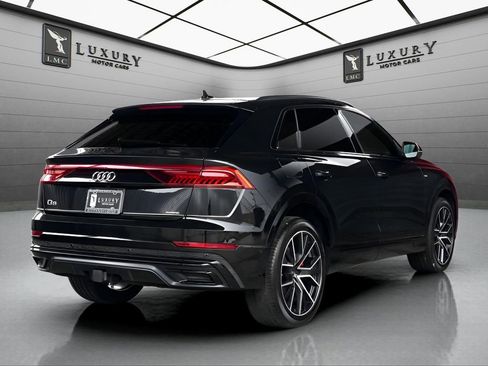 Used 2023 Audi Q8 Premium Plus AWD/4WD image 7