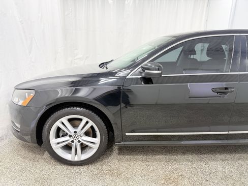 Used 2014 Volkswagen Passat TDI SEL Premium image 4