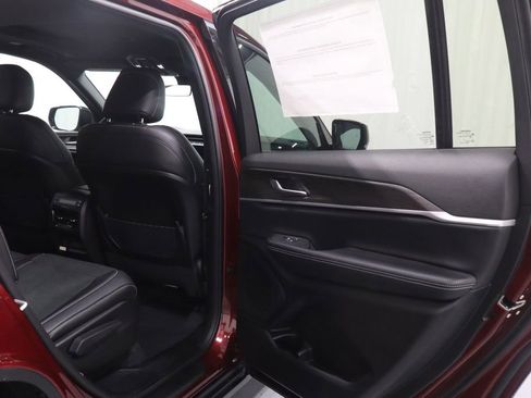 New 2026 Jeep Grand Cherokee L 4WD image 16
