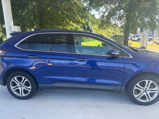 Used 2015 Ford Edge Titanium w/ Equipment Group 302A FWD image 2