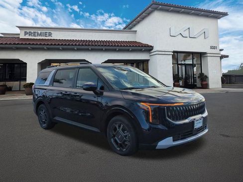 New 2026 Kia Carnival EX FWD image 2