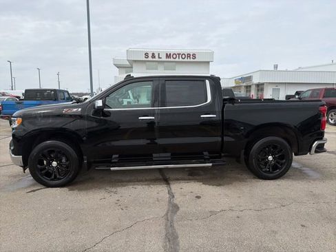 Used 2022 Chevrolet Silverado 1500 LTZ w/ LTZ Premium Package image 12