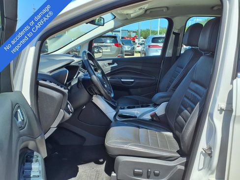 Used 2016 Ford C-MAX Energi SEL w/ Equipment Group 302A FWD image 19