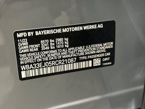 Used 2024 BMW 760i xDrive w/ Executive Package AWD/4WD image 37