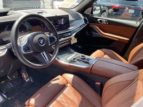 Used 2026 BMW X5 M60i AWD/4WD image 11