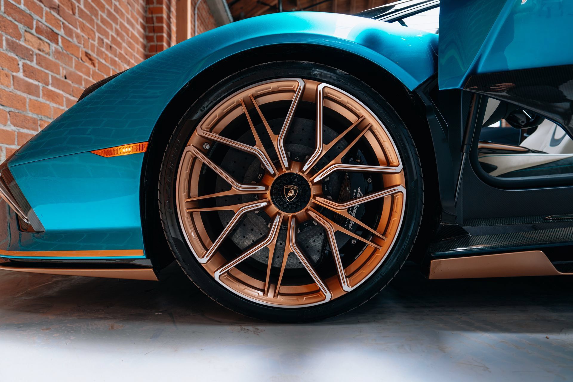 Used 2021 Lamborghini Sian Roadster AWD/4WD image 19