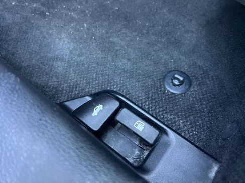 Used 2024 Toyota Corolla LE image 24