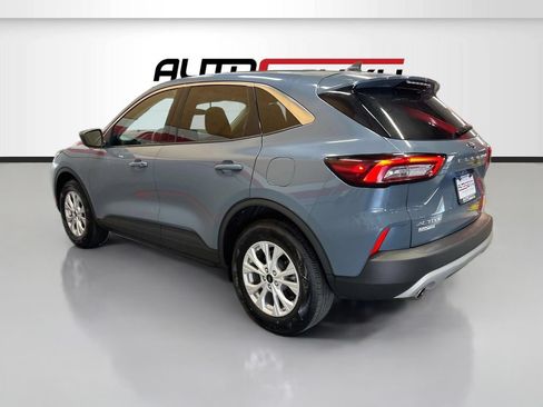 Used 2023 Ford Escape Active AWD/4WD image 5