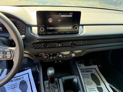 Used 2024 Honda Accord LX image 20