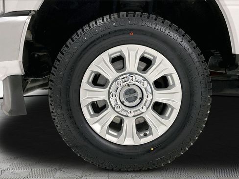 Used 2022 Ford F350 XLT w/ XLT Value Package image 26