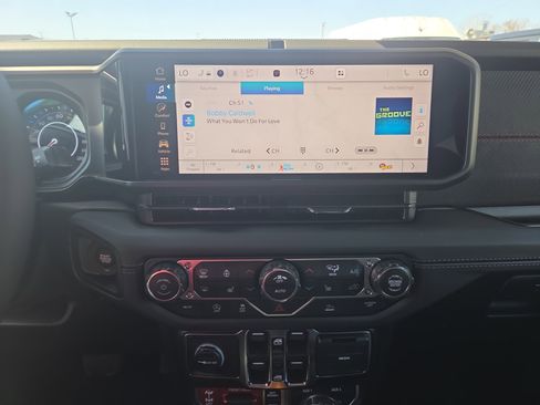 New 2026 Jeep Wrangler Unlimited Rubicon image 10