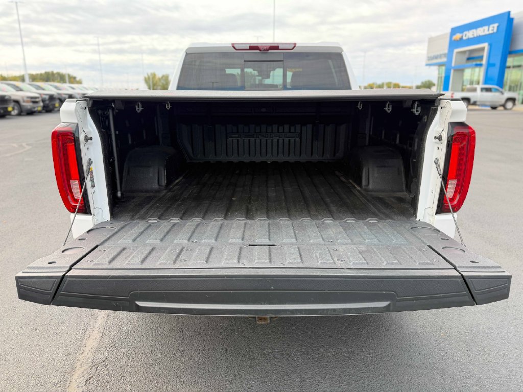 Used 2022 GMC Sierra 1500 Denali w/ Technology Package AWD/4WD image 16