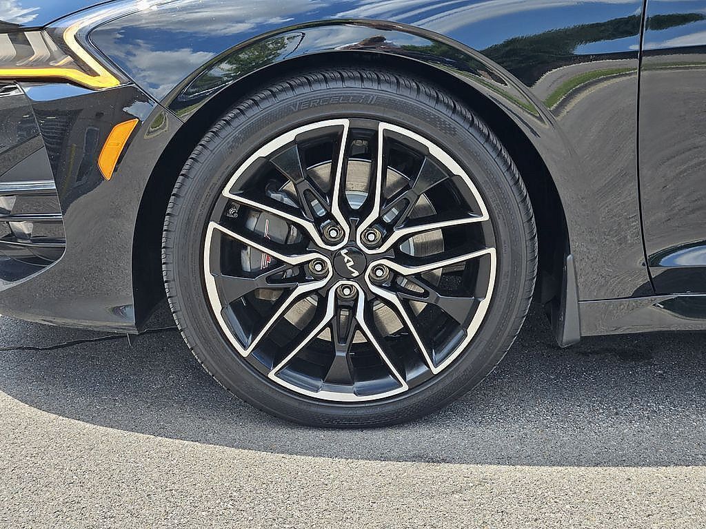 Used 2023 Kia K5 GT w/ GT1 Package FWD image 9