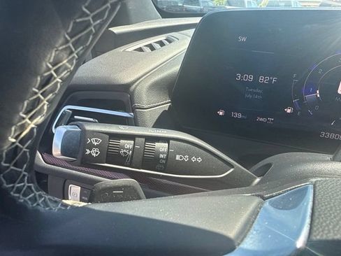 Used 2024 Chevrolet Traverse Z71 w/ Enhanced Driving Package AWD/4WD image 21
