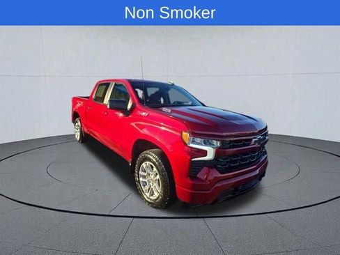 Used 2024 Chevrolet Silverado 1500 RST w/ Z71 Off-Road Package AWD/4WD image 9
