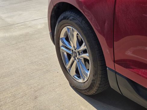 Used 2015 Ford Edge SEL w/ Equipment Group 201A FWD image 17