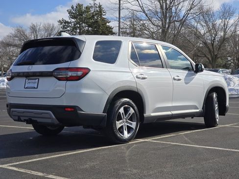 Used 2023 Honda Pilot EX-L image 18