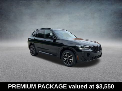 Used 2024 BMW X3 xDrive30i w/ Premium Package image 2