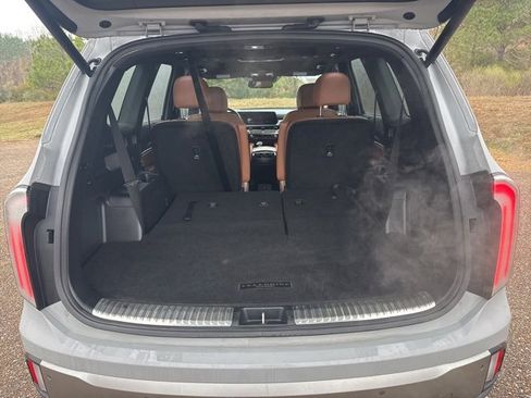 Used 2023 Kia Telluride SX X-Pro image 11