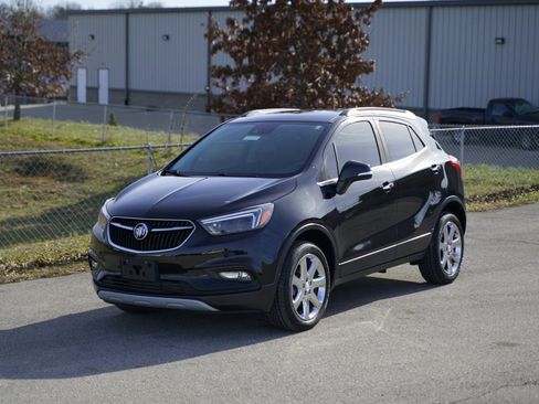 Used 2019 Buick Encore Essence w/ Experience Buick Package image 9