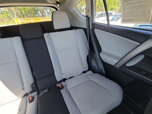 Used 2018 Toyota RAV4 XLE w/ Plus Extra Value Package image 6