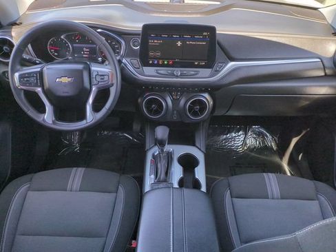 Used 2025 Chevrolet Blazer LT FWD image 27