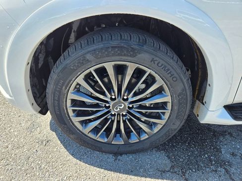 Used 2023 INFINITI QX80 Premium Select w/ All-Season Package AWD/4WD image 9