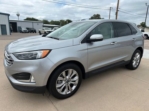 Used 2022 Ford Edge Titanium w/ Equipment Group 301A image 1