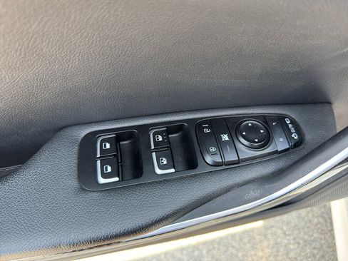 Used 2019 Kia Stinger GT AWD/4WD image 11