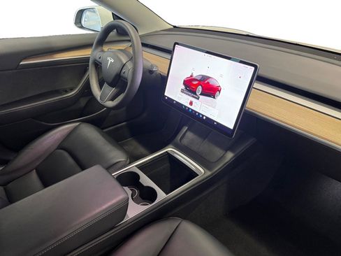 Used 2022 Tesla Model 3 Long Range AWD/4WD image 4