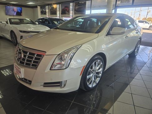 Used 2014 Cadillac XTS Luxury w/ Driver Awareness Package image 1