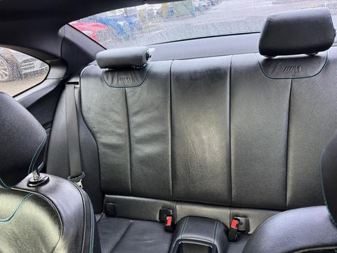 Used 2017 BMW M2 RWD image 11