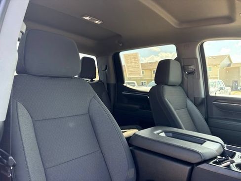 Used 2024 Chevrolet Silverado 1500 LT AWD/4WD image 24