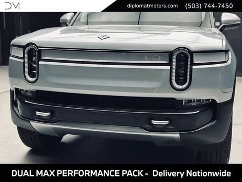 Used 2024 Rivian R1S Adventure AWD/4WD image 13